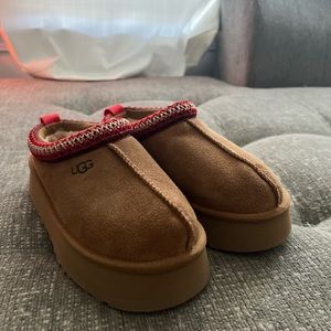 UGG Tazz Slipper